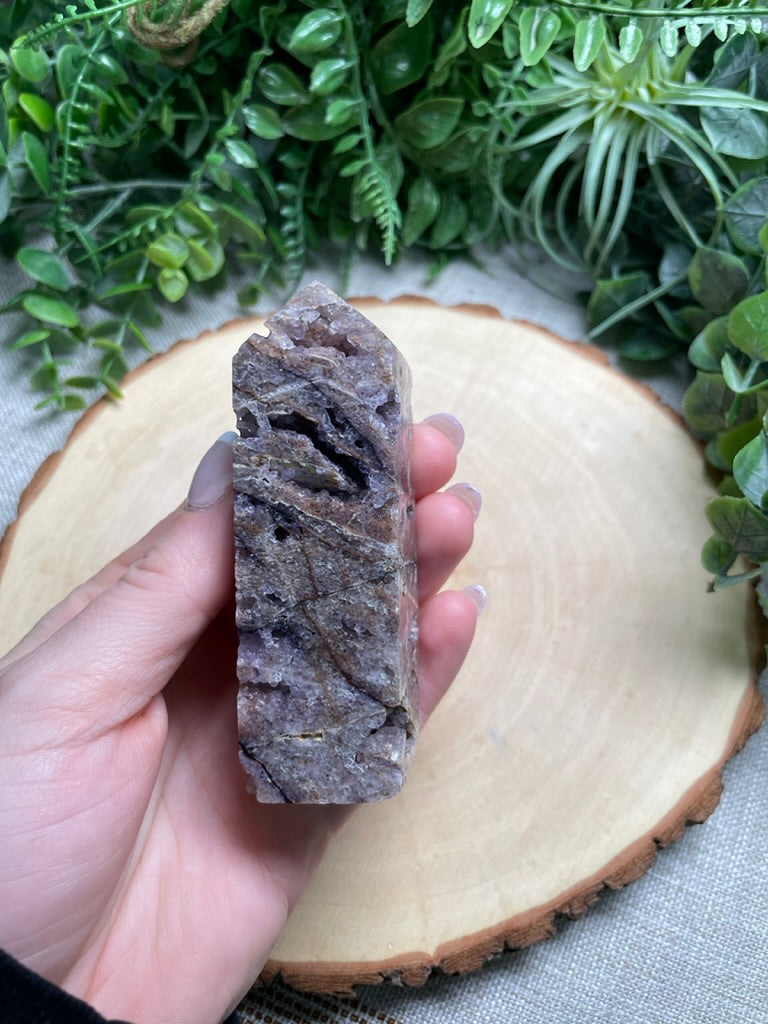 Purple Fluorite and Sphalerite Tower