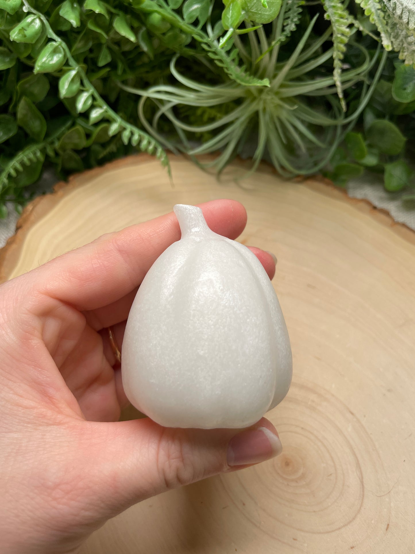 Synthetic White Jade Haunted Squash