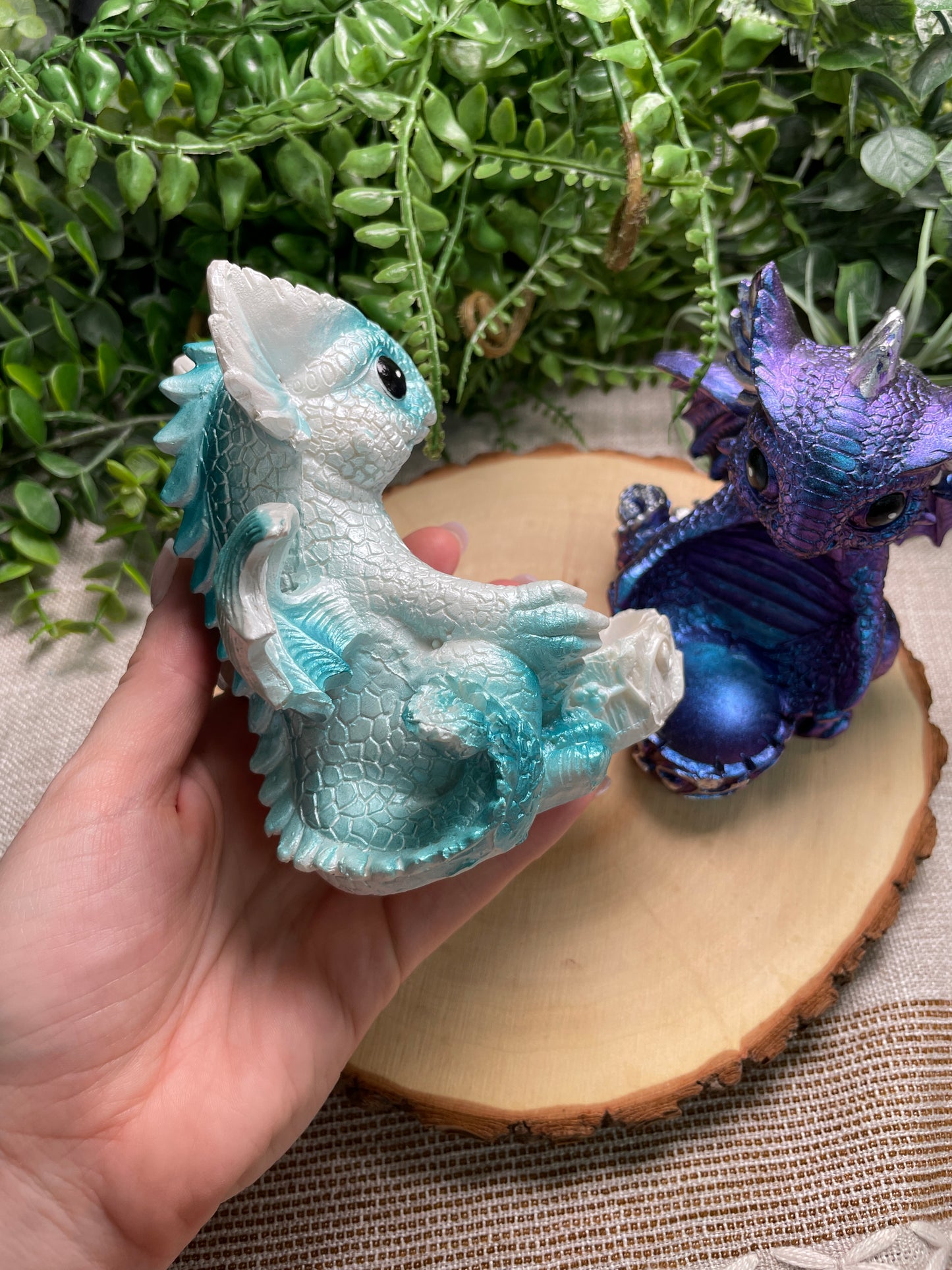 Resin Baby Dragon Sphere Stand