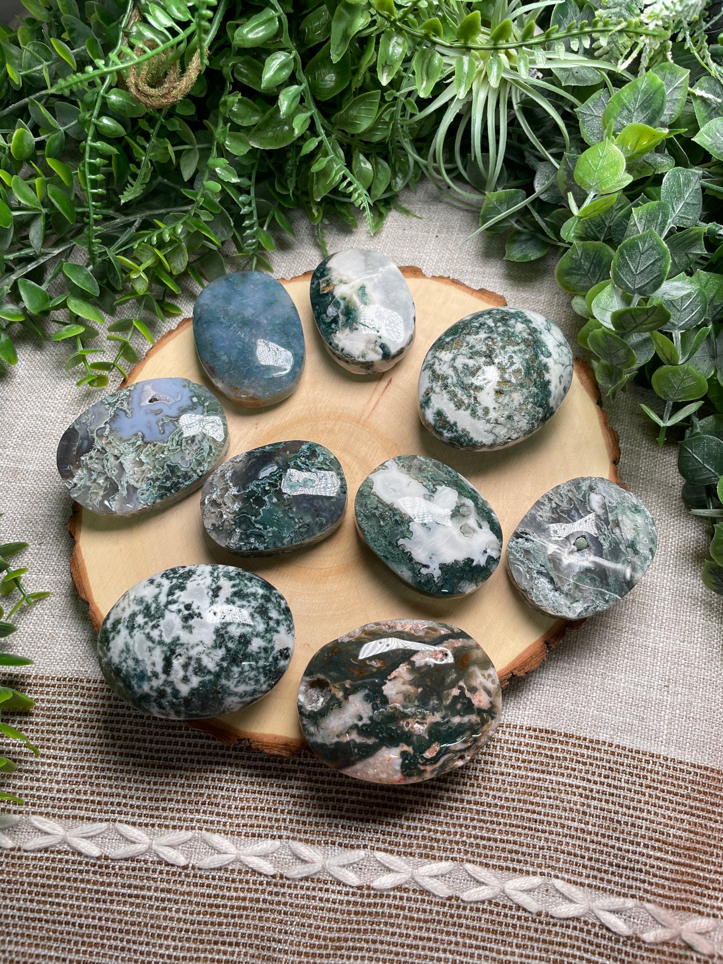 Moss Agate Palm Stone