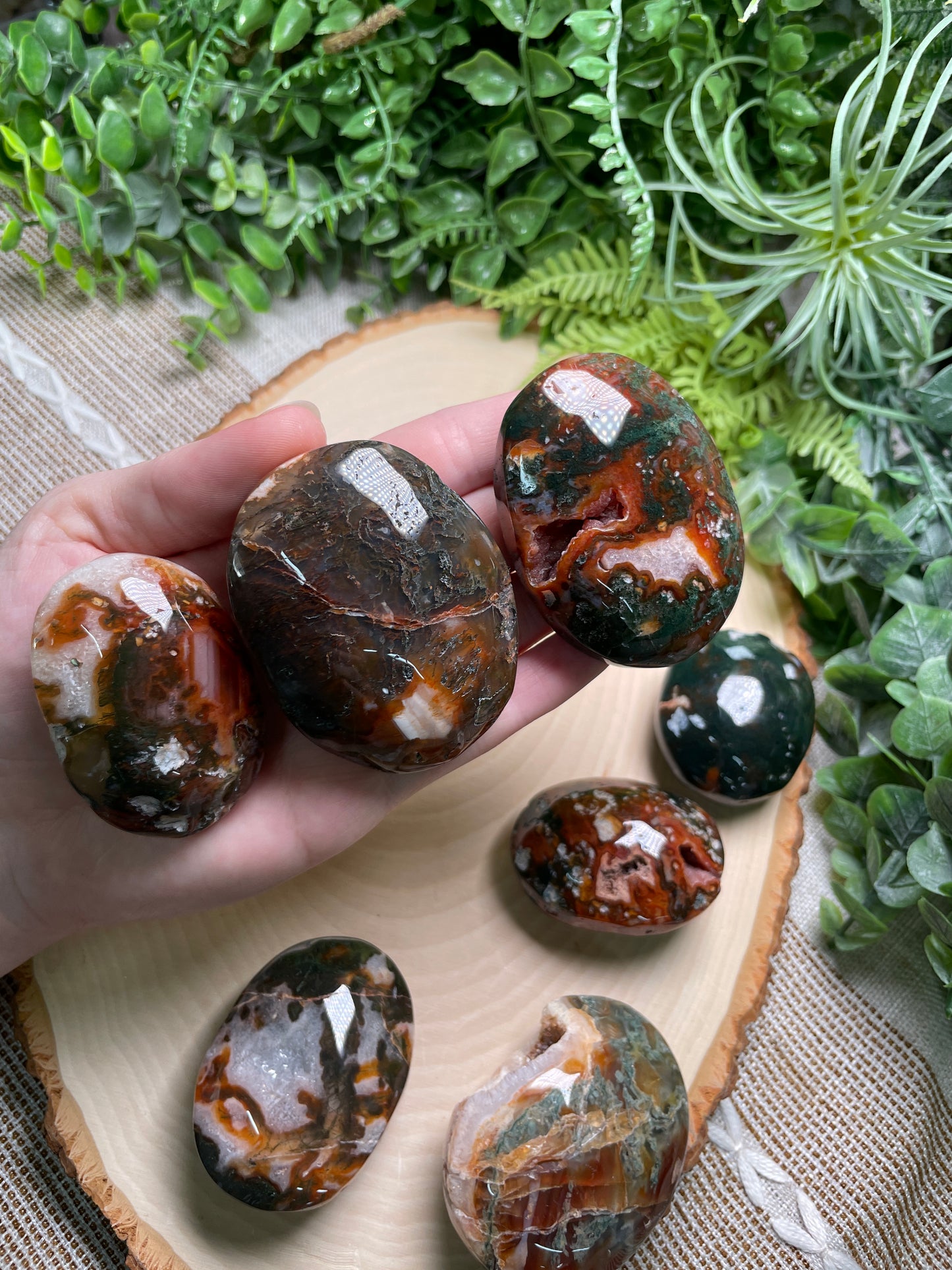 Red Moss Agate Palm Stone