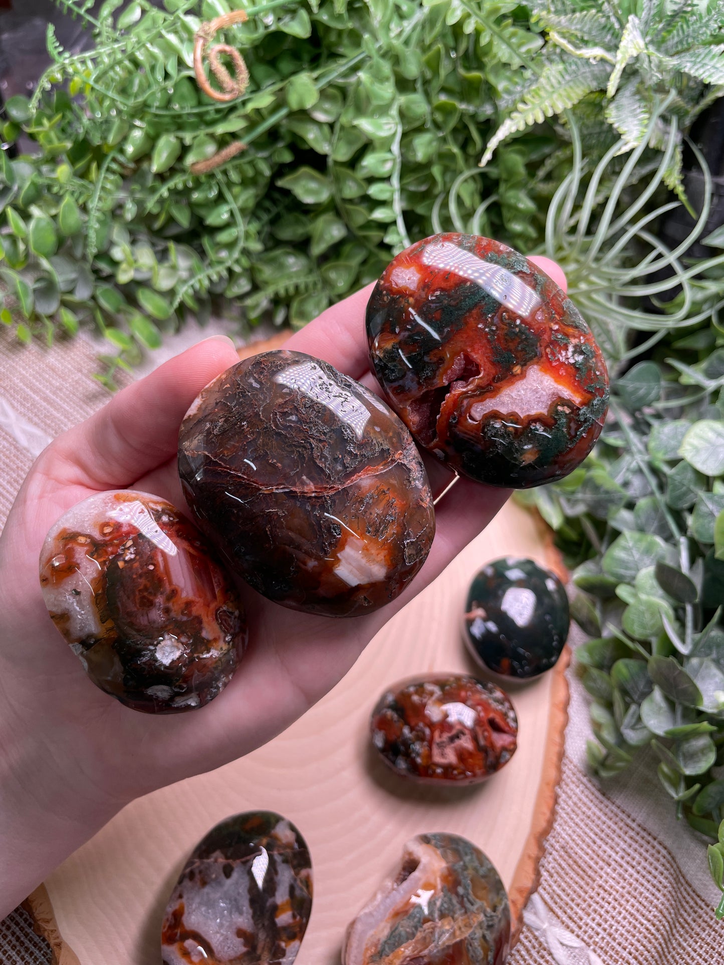 Red Moss Agate Palm Stone