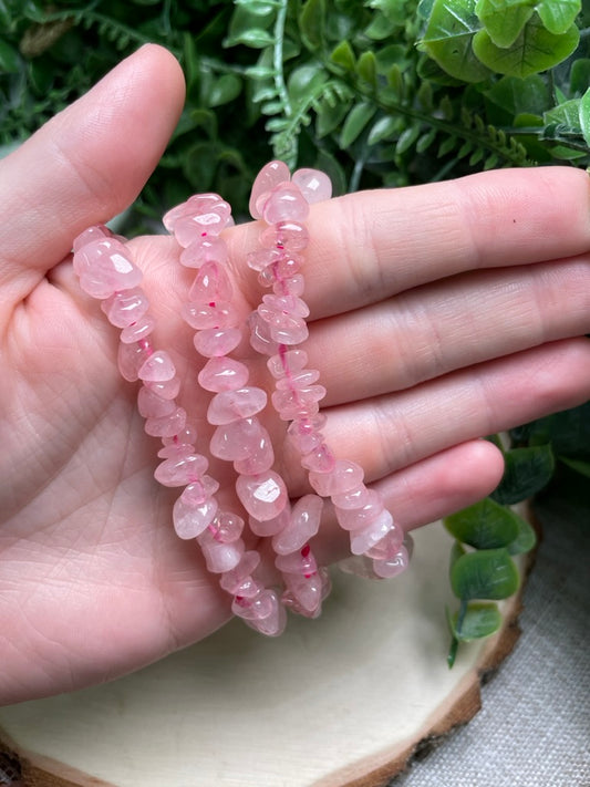 Color Enhanced Rose Quartz Chip Bracelet