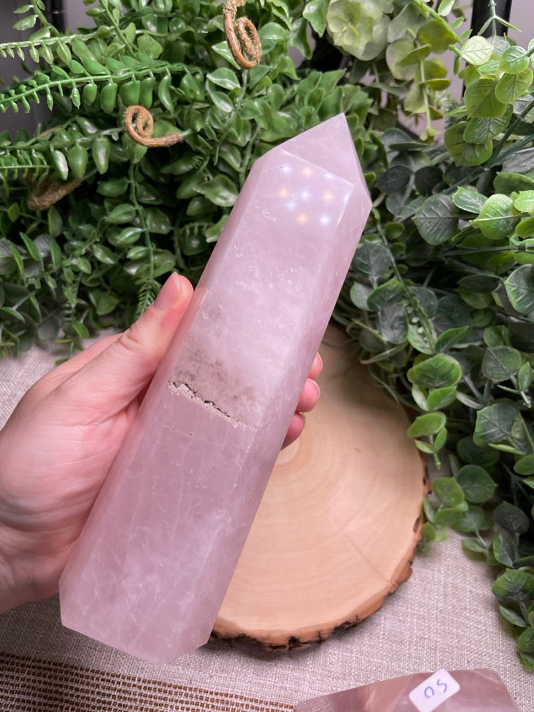 XL Rose Quartz Tower