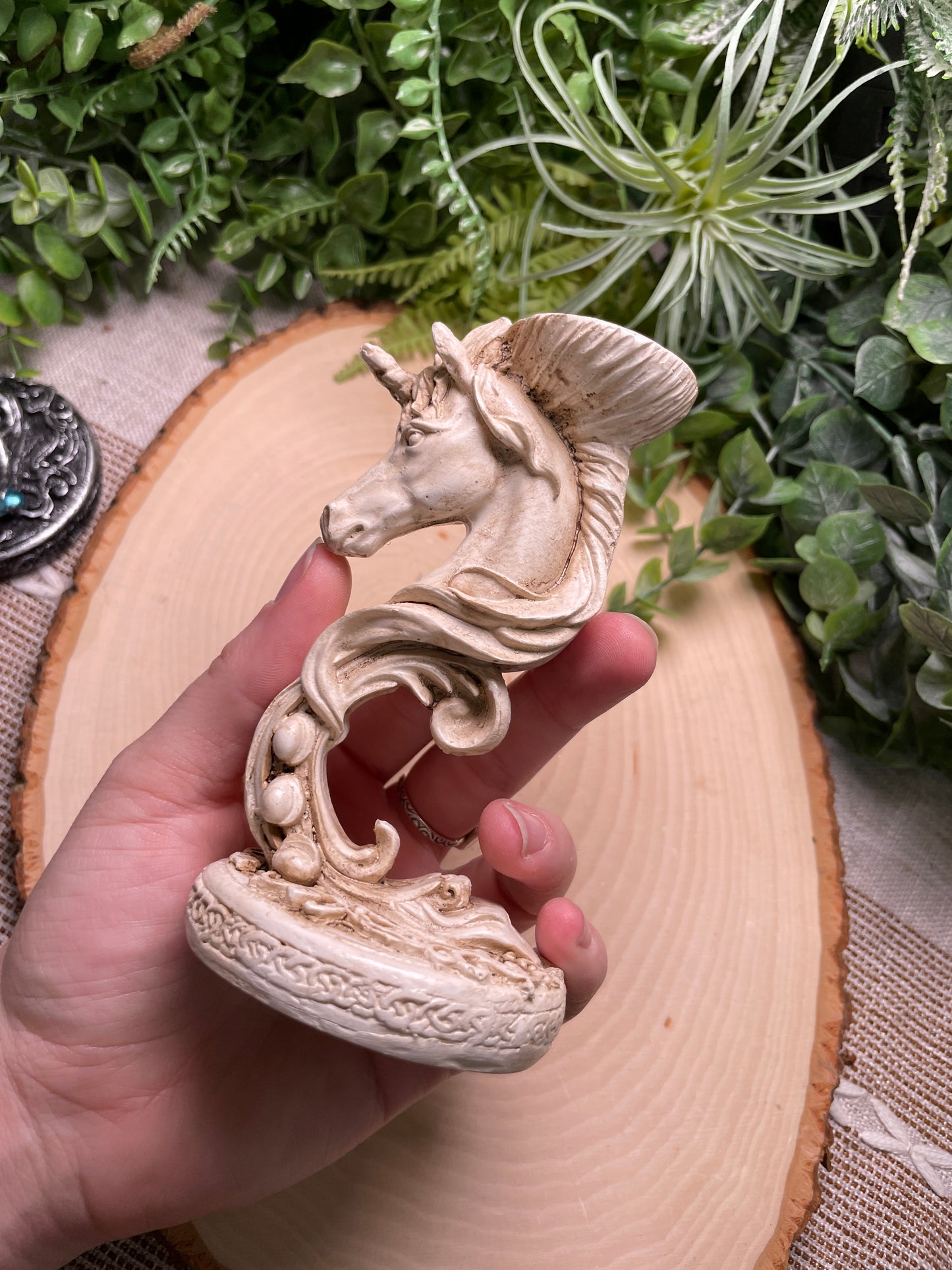 Unicorn Sphere Holder