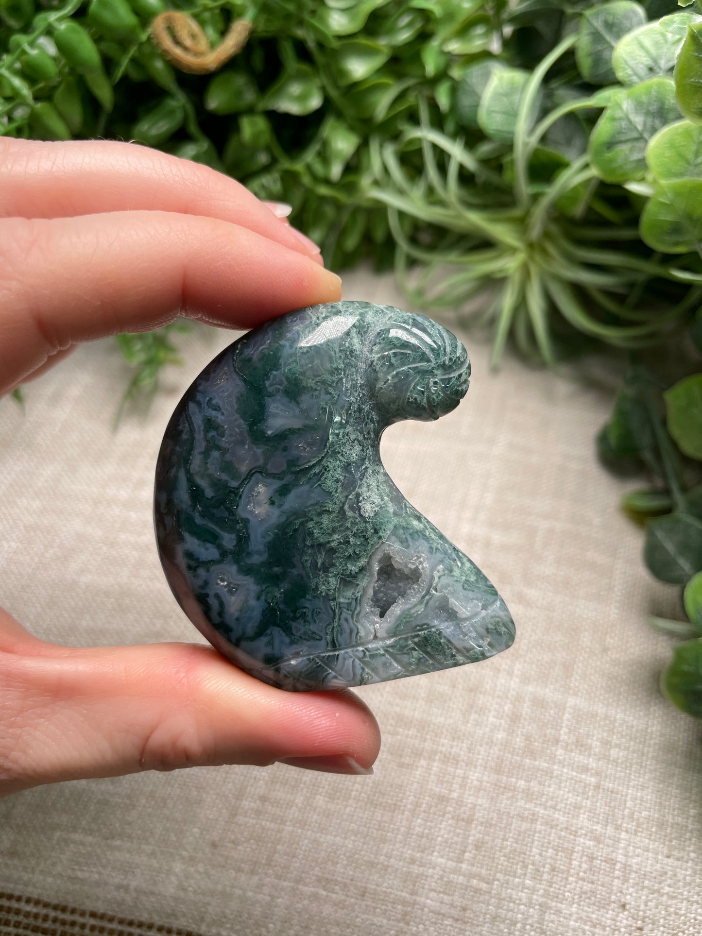 Moss Agate Santa Hat