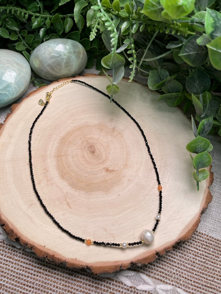 Obsidian and Freshwater Pearl Choker Necklace