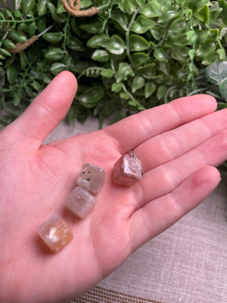 Mini Flower Agate Cube