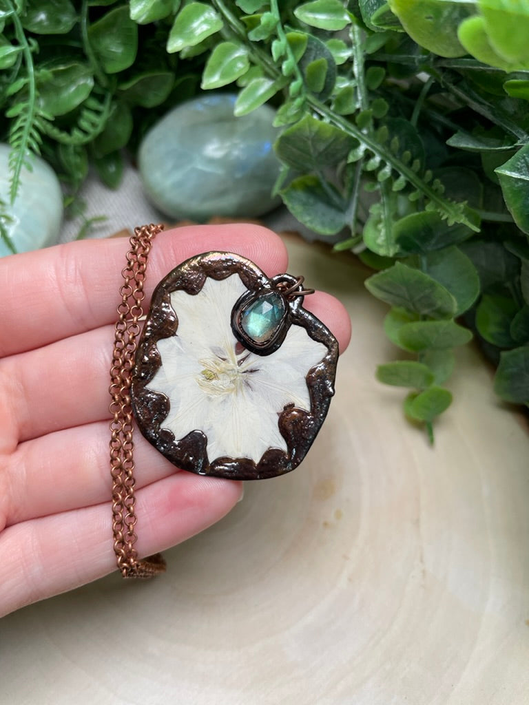 Flower and Labradorite Necklace