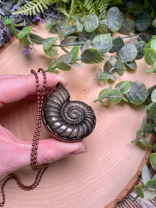 Gold Sheen Obsidian Ammonite Carving Necklace