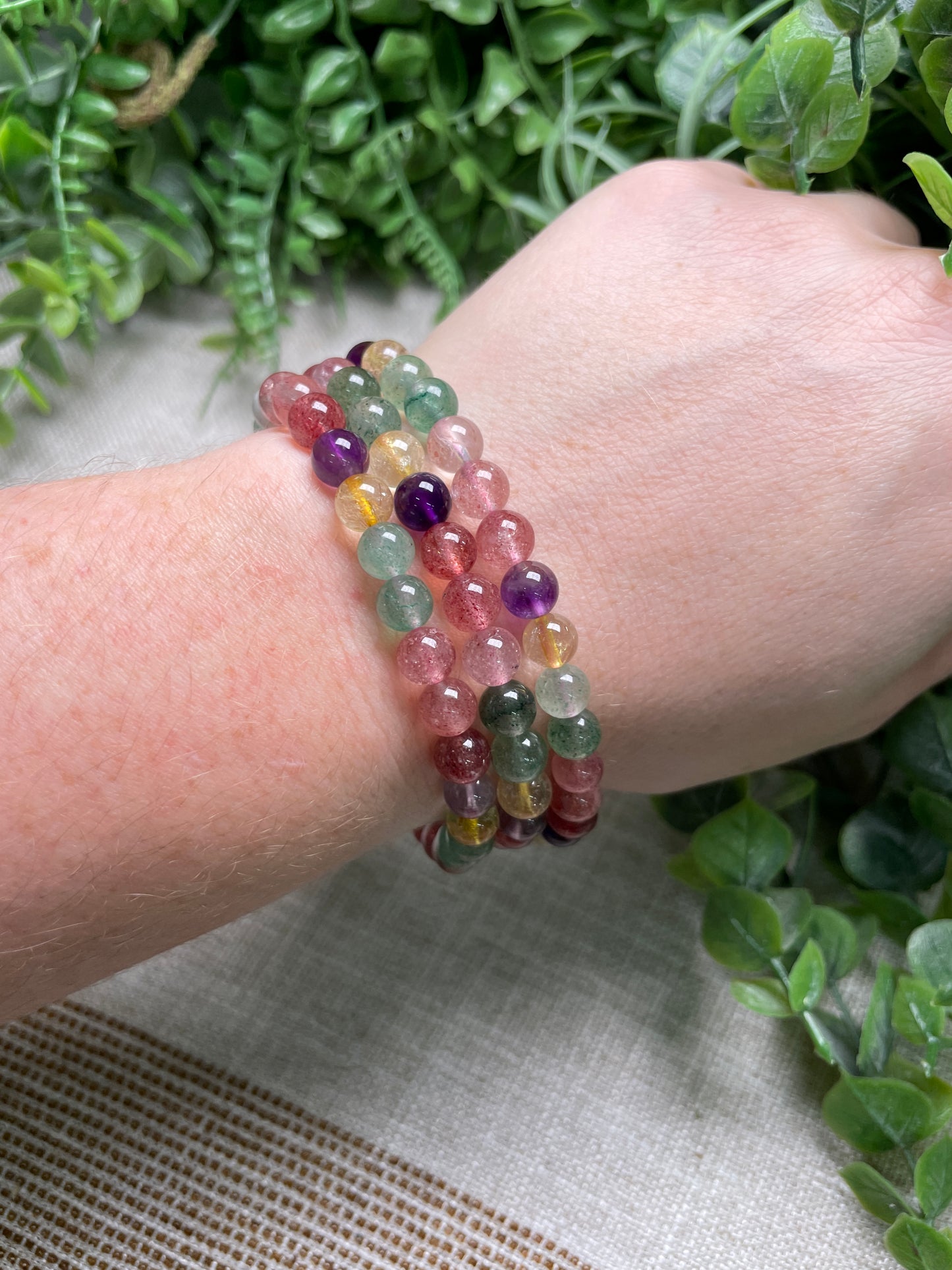 Mixed Strawberry Quartz 6mm Beaded Bracelet