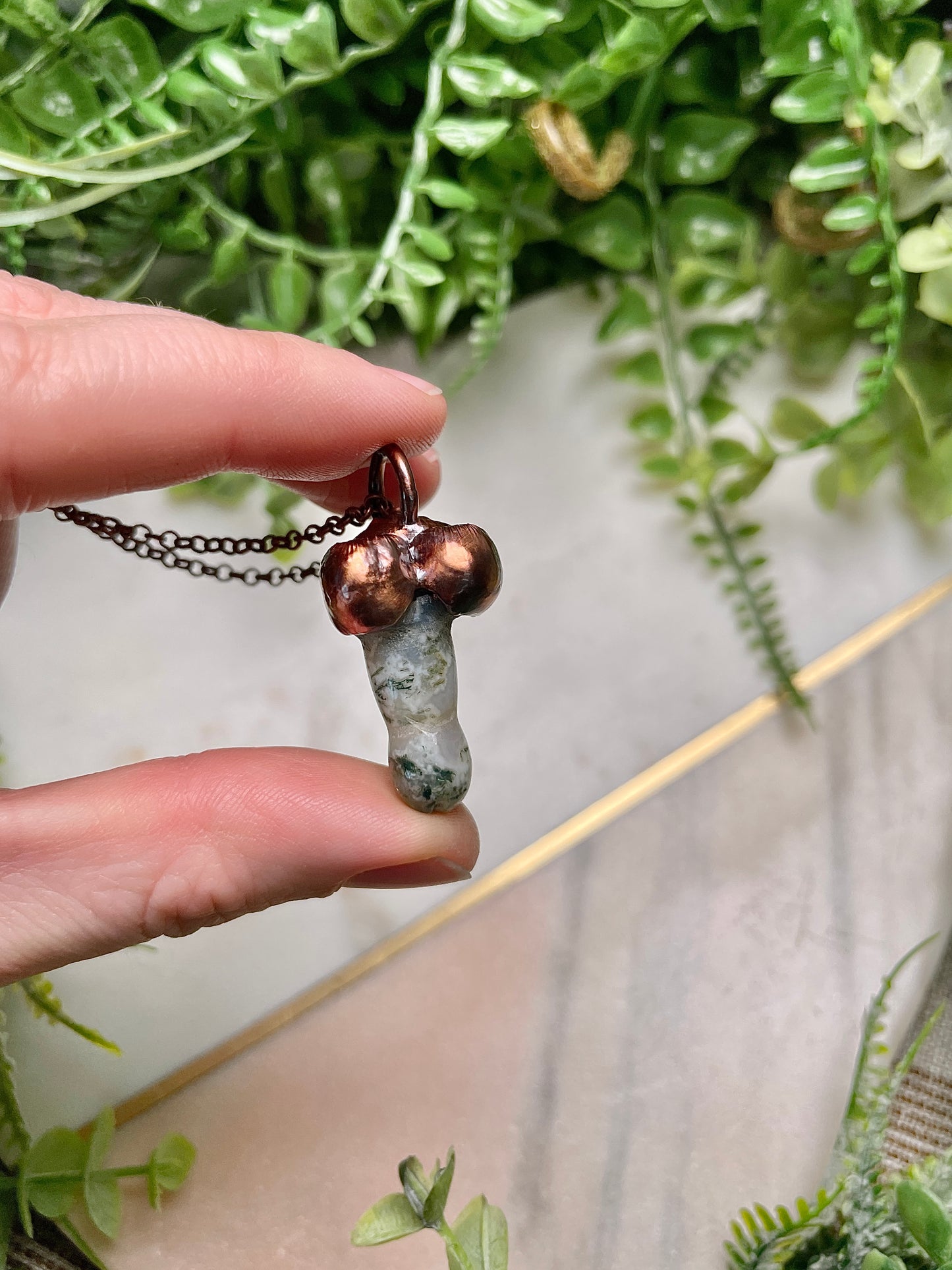 Moss Agate Peen Necklace